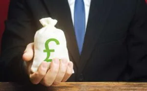 New Recovery loan scheme(RLS) : Supporting your business following the pandemic. (You can apply up to 31 December 2021, subject to review.) 13 image newsletter01 pic03